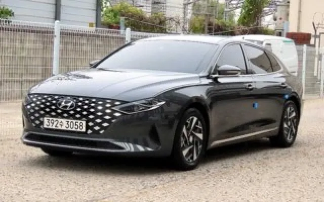 더올뉴그랜져 중고차 더 뉴 그랜저 IG 하이브리드 프리미엄 초이스 매물 사진 2 - 2022/09 97,834km